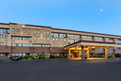 Best Western Plus Reading Inn & Suites - main image