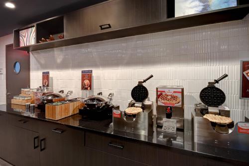 SpringHill Suites by Marriott New York Midtown Manhattan/Park Ave - image 8