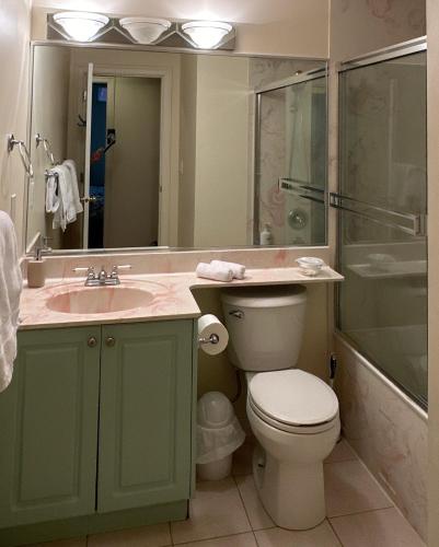 SixPine Suite in Vancouver, Canada