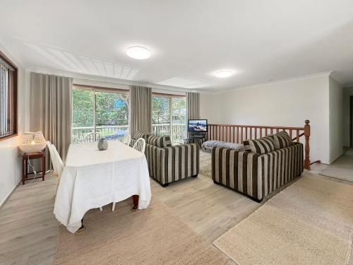 Peaceful Dwelling in Hawks Nest