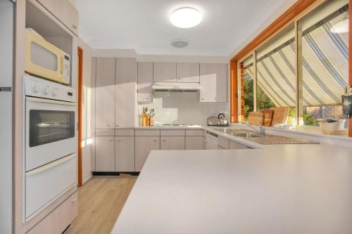 Peaceful Dwelling in Hawks Nest