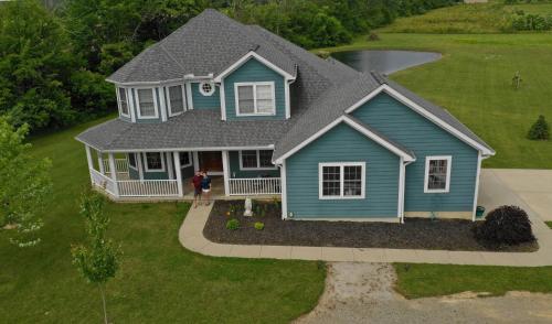 Beautiful Blue Dollhouse in Lebanon, USA