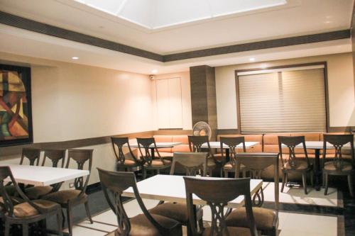 Restaurant, The Ambassador Hotel Pune in Pune