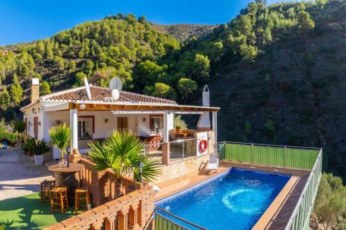 Villa Cecilia Large Private Pool AC WiFi - Accommodation - Maro