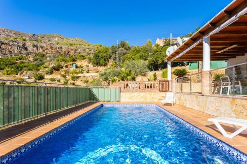 Villa Cecilia Large Private Pool AC WiFi photo 3