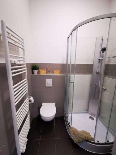 SC 07 by ROCKCHAIR Apartments l SUPERHOST Status l 2,5 Bedrooms Boxspringbeds Balcony Elevator welcomes you!, Berlin (zdjęcie 2)