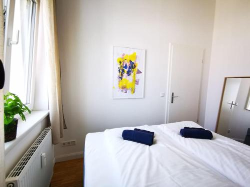 SC 07 by ROCKCHAIR Apartments l SUPERHOST Status l 2,5 Bedrooms Boxspringbeds Balcony Elevator welcomes you!, Berlin (zdjęcie 8)