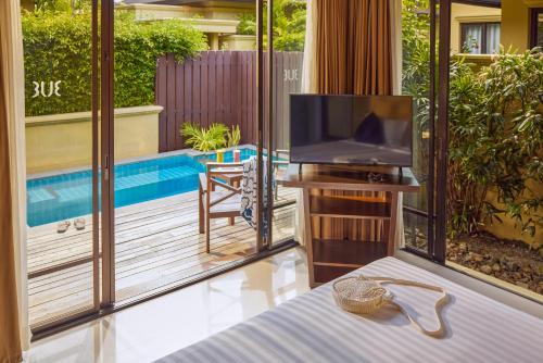 Villa with Plunge Pool image 4