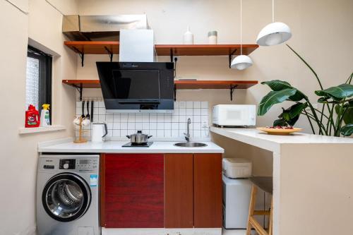 Prosperity B&B Downtown Shanghai - Yongkang Road Branch Prosperity B&B Downtown Shanghai - Yongkang Road Branch