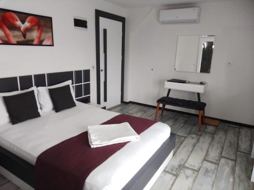 WB Weekend Otel Room Type - Deluxe Double Room