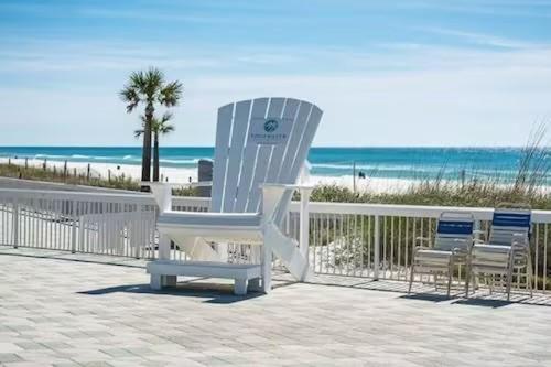 Changes in Attitude Villa 2306 in Panama City (FL)