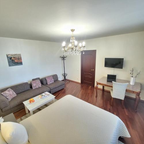 Apartment image 2