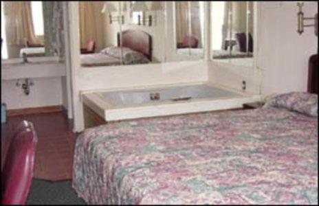 King Room with Whirlpool