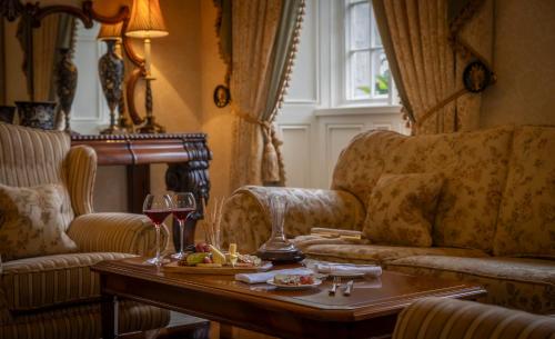 Lough Rynn Castle - image 8