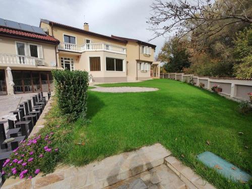 Youtopia Riverside Youtopia Riverside