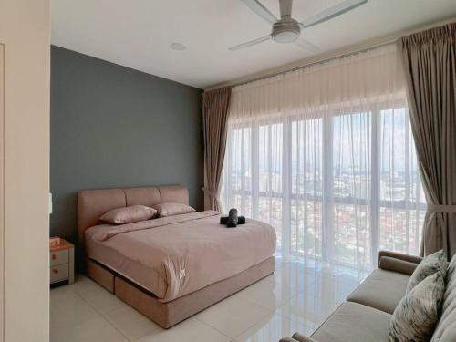 Spacious 6PX 3BR @ Icon City PJ, Near Sunway & Subang Spacious 6PX 3BR @ Icon City PJ, Near Sunway & Subang