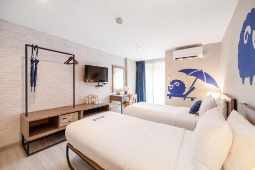 room detail thumbnail 0