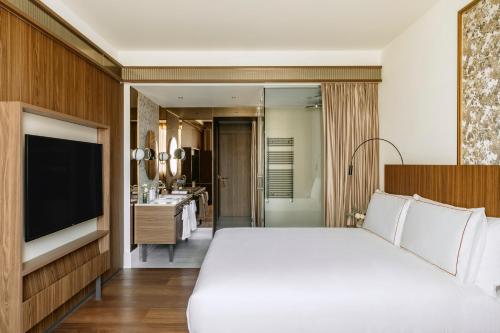 Two Bedrooms Interconnecting Premium Room