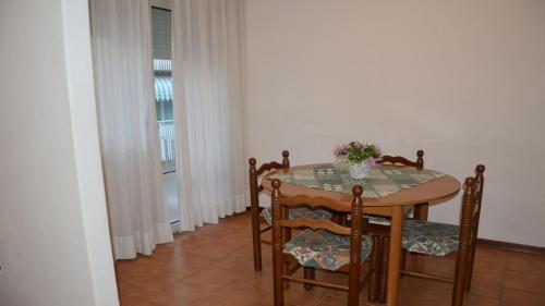 Caorle awaits you in a comfortable 3 bdr apartment