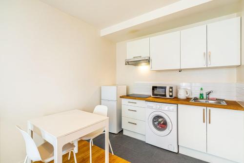 GuestReady - Lovely stay near Place de la Bastille, Paris (photo 10)