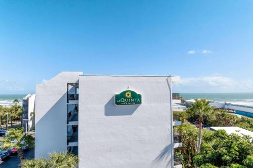 La Quinta by Wyndham Cocoa Beach Oceanfront in Cocoa Beach, USA