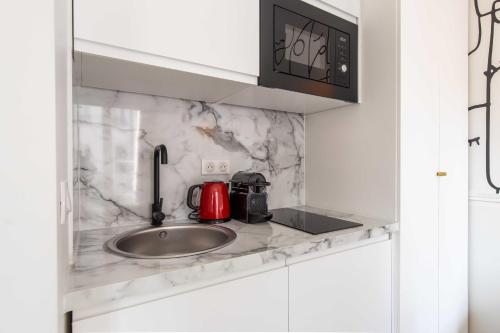 House with terrace - 3BR/8P - Sacré Coeur - image 6