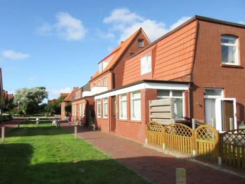 Сад, Holiday apartment Wattblick Juist in Юйст