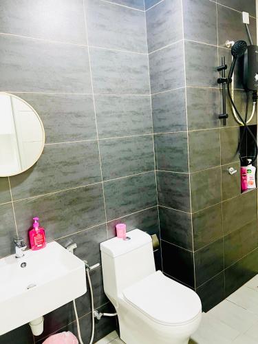 C&Y Horizon Suites Homestay Near Xiamen University - image 13