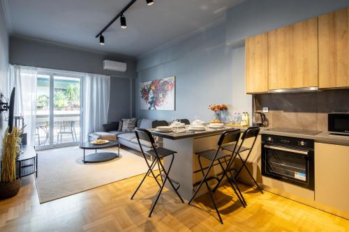 Zephyr 3-Bedroom Apartment in Athens - image 10
