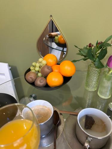 Appart'TERRASSE - 20mn STADE U ARENA - CHAMPS ÉLYSÉES - RER A (Appart'TERRASSE - 20mn STADE U ARENA - CHAMPS ELYSEES - RER A) in เมซอง ราฟิต