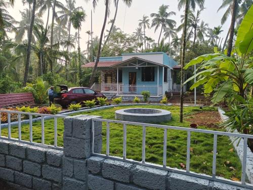 Narkar's villa (near to beach)