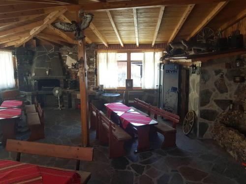Къща за гости с механа Баджо, Dospat (foto 5)