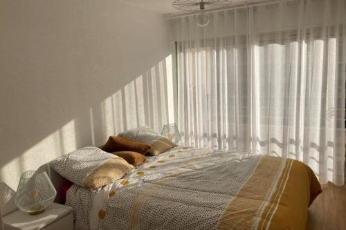 Beautiful family cocoon of 65 m close to the sea - image 3