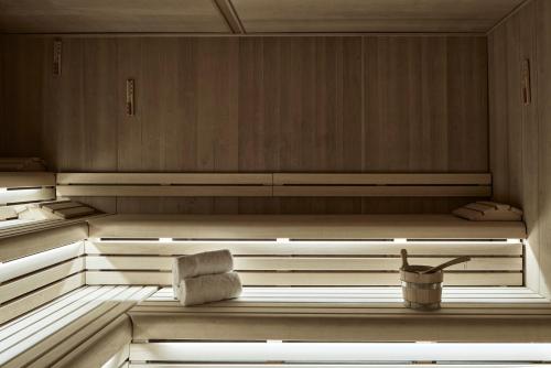 사우나, 완드 호텔 메디시티 구루그람, 메단타 호스피탈 근처 (City of Dreams Mediterranean) in 리마솔