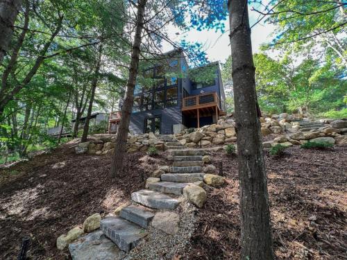 StoneWater, Brand New, Private Lakefront plus Fire StoneWater, Brand New, Private Lakefront plus Fire