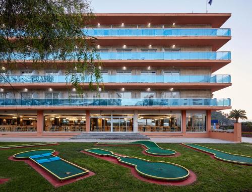 Hotel Surf Mar - image 3