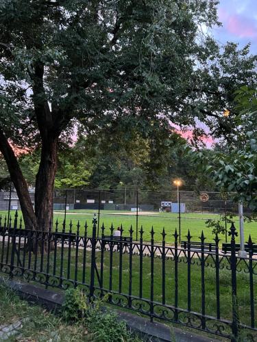 Soul Food (Mont Morris) - image 6