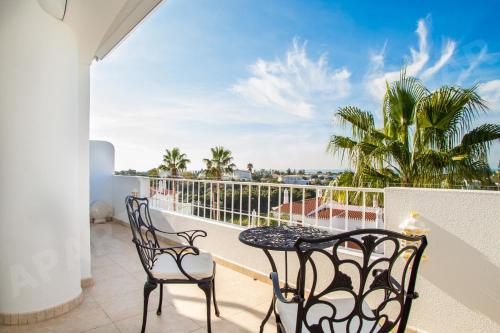 Apartment image 10