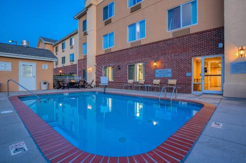 Fairfield Inn Charlotte Mooresville Lake Norman - image 2