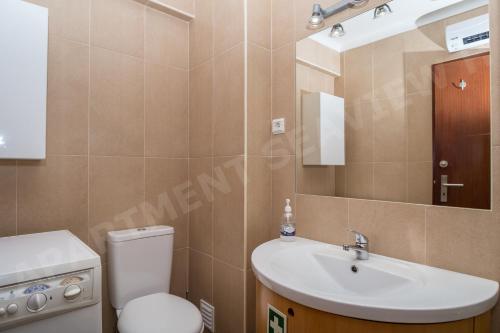 Seaview Apartment H - image 4