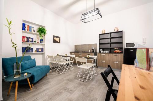 Il Cortile Degli Artisti 1
