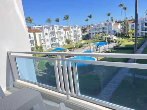 Beauty Sol Tropical pool views apartment close to