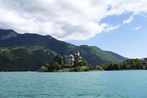 CoconLagon Sérénité au lac d'Annecy