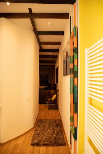 Red light district B & B canal view - image 11