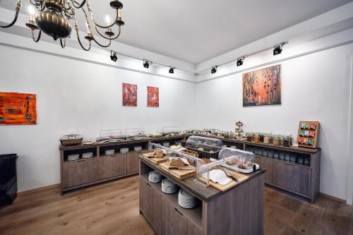 Hotel Kunsthof - image 2