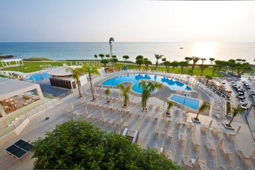 Pernera Beach Hotel - image 14