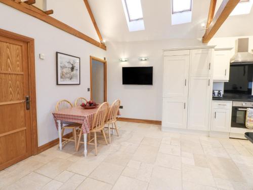 Sutton Newbold Cottage Sutton Newbold Cottage