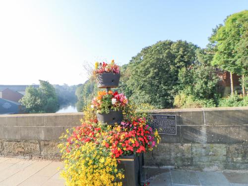 Sutton Newbold Cottage Sutton Newbold Cottage