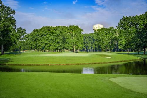 Sheraton Flowood The Refuge Hotel & Conference Center