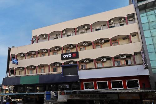 OYO Hotel Golden Pride